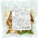 鶏皮とにんにくの芽の黒こしょう焼き