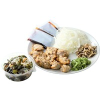 親子丼とねばねば春雨サラダ
