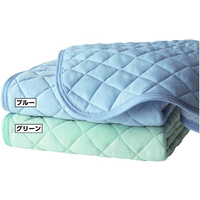 置くだけピタッと！ひんやり冷感敷きパッド　セミダブル